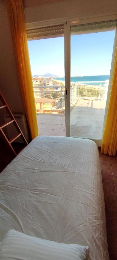 Atico Con Espectacular Terraza Frente Al Mar Daire Peñíscola Dış mekan fotoğraf
